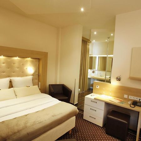 Hotel Villa Will Altwarmbuchen Zimmer foto