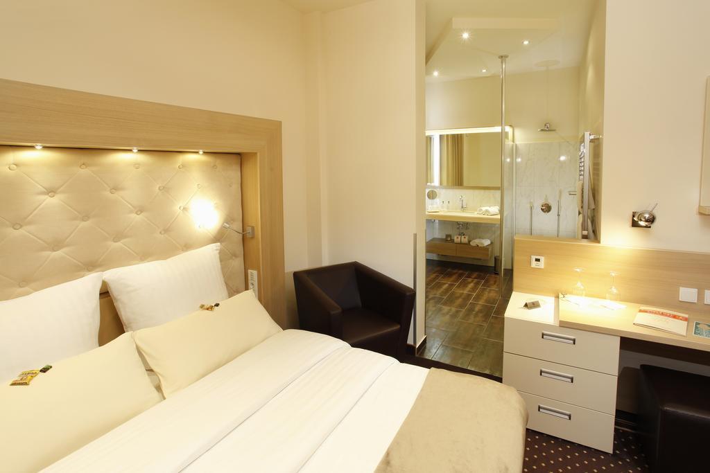 Hotel Villa Will Altwarmbuchen Zimmer foto