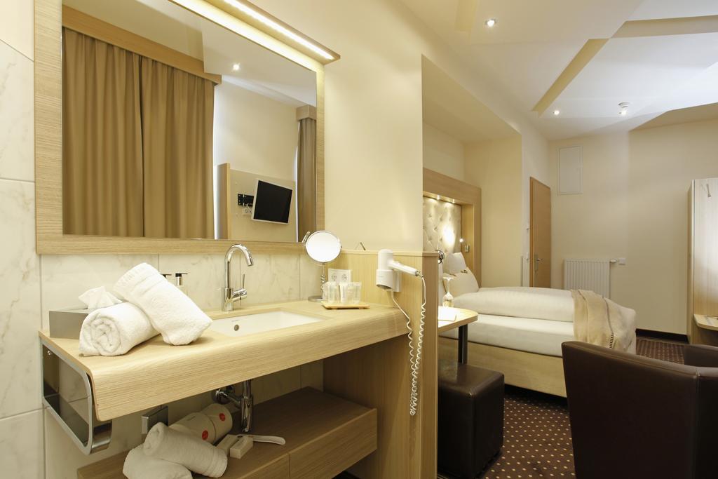 Hotel Villa Will Altwarmbuchen Zimmer foto